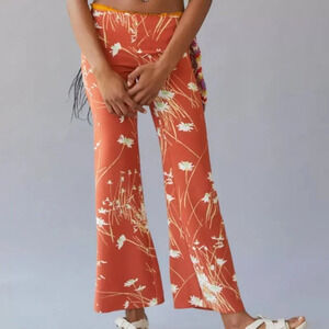 NWOT Urban Outfitters Womens Size Small UO Dalila Low-Rise Flare Pant Y2K Floral